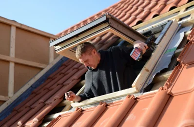 Pose de fenêtres de toit Velux à la Fajolle
